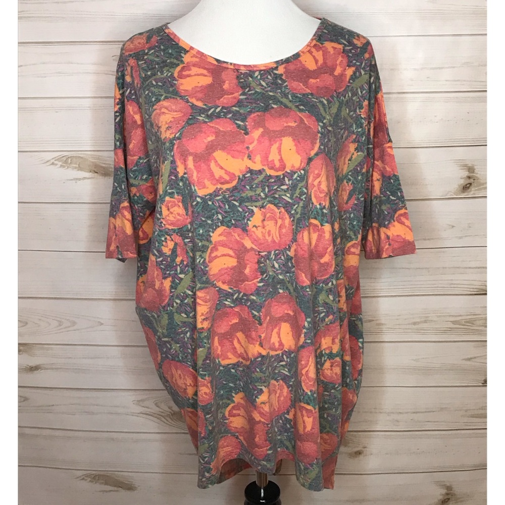 LuLaRoe Irma Tunic
